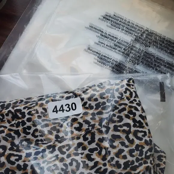 J Crew Shirt Womens 22 Brown Black Leopard Animal Print Silk Button Front J8152 - Picture 10 of 10